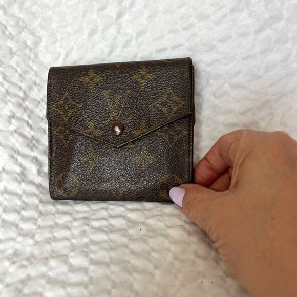 Louis Vuitton Monogram Compact Wallet - Picture 1 of 8